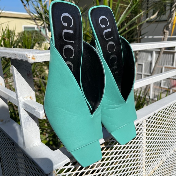 Gucci Women's Turquoise Mid Heel Open Toe Mules Sz 39.5 - Picture 6 of 11